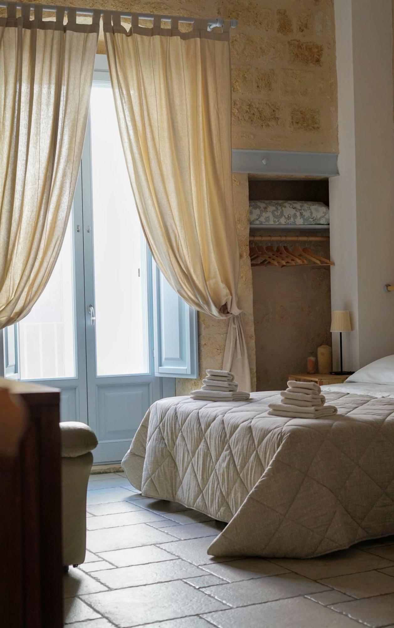 Bed & Breakfast Casa Lopez 2*